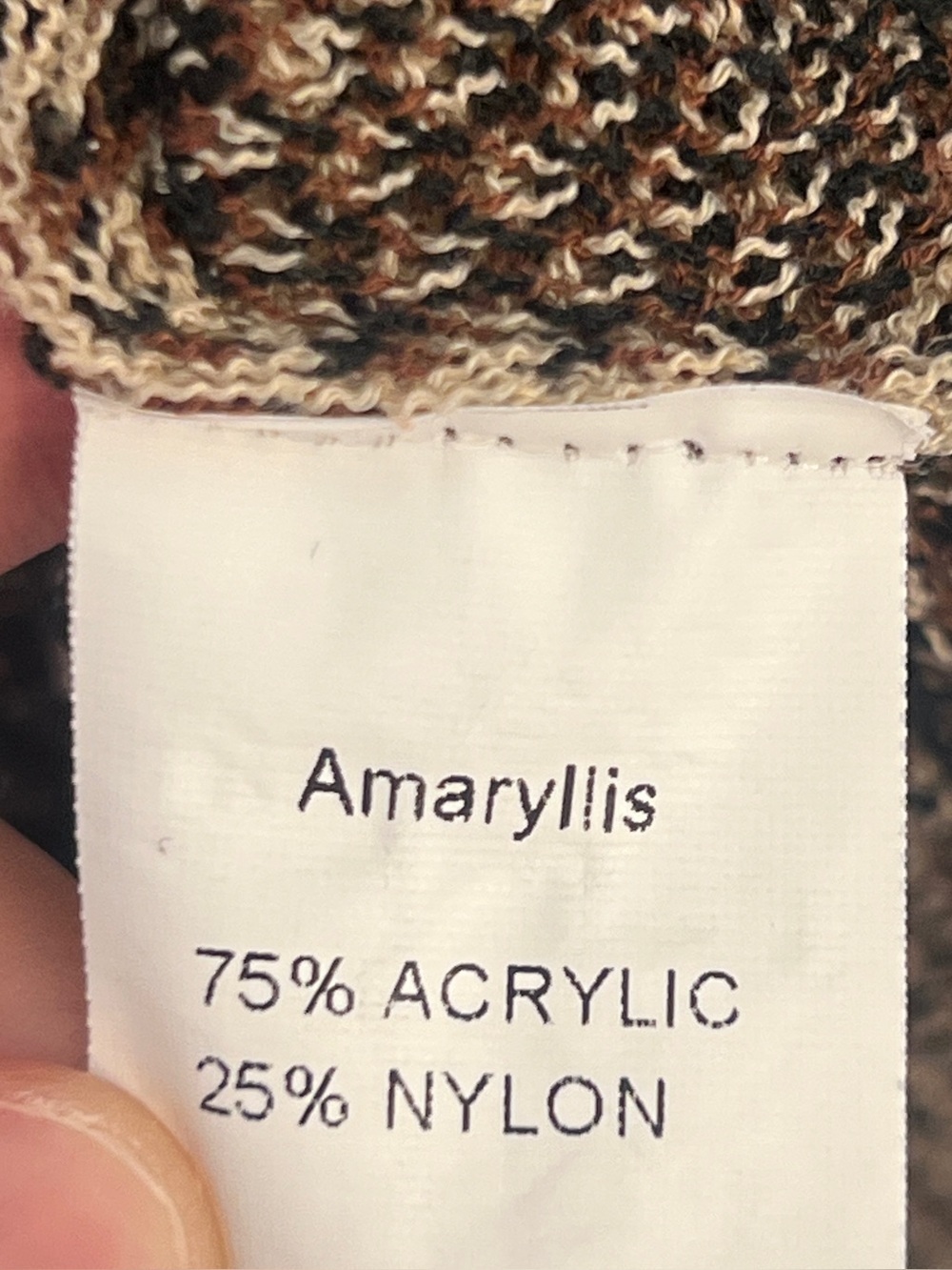 AMARYLLIS x ASHLEE NICHOLS Women’s Animal Print V-Neck Sweater Size M - Picture 4 of 4